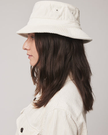 #colour_off-white