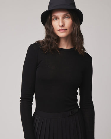 #colour_black