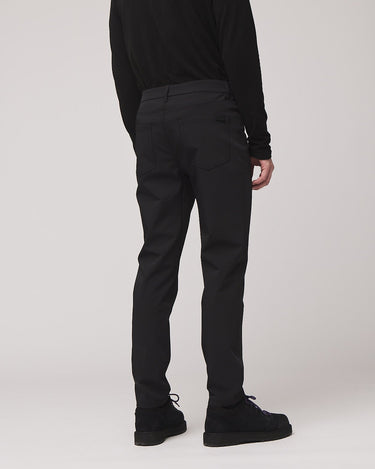 #colour_black