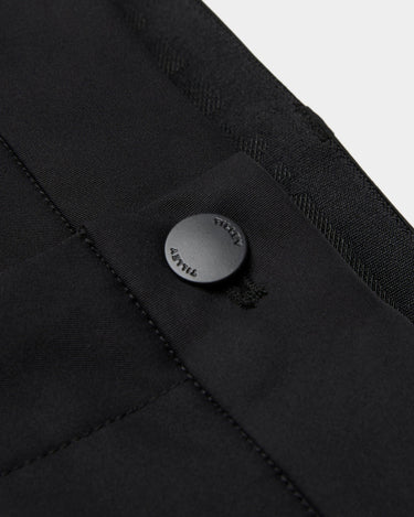 #colour_black