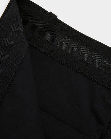 #colour_black