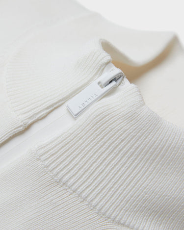 #colour_off-white
