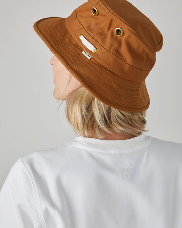 #colour_dark-camel