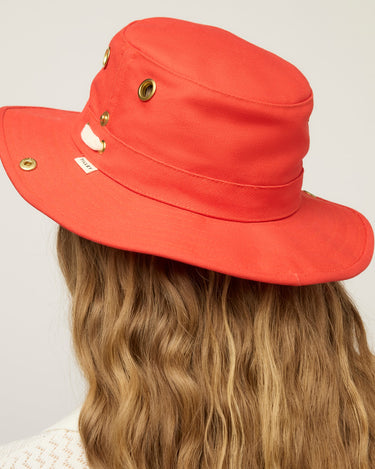 #colour_red