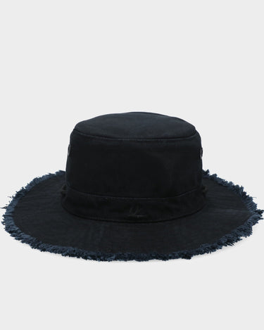 #colour_black