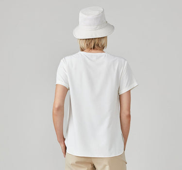 #colour_off-white