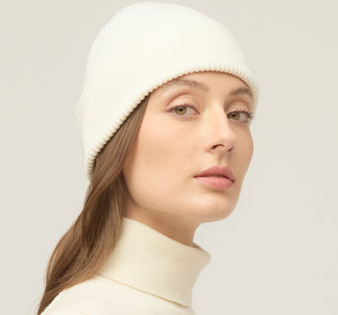 #colour_off-white
