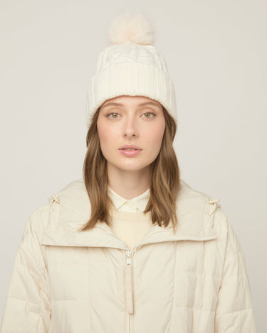 #colour_off-white