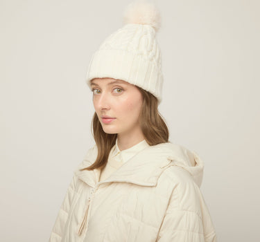 #colour_off-white