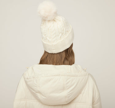 #colour_off-white