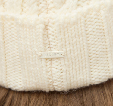 #colour_off-white
