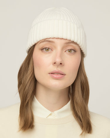 #colour_off-white