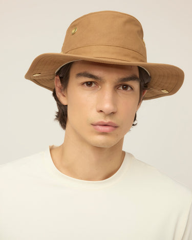 #colour_british-tan