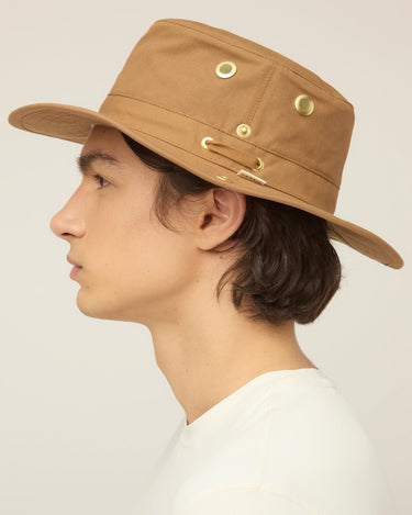 #colour_british-tan