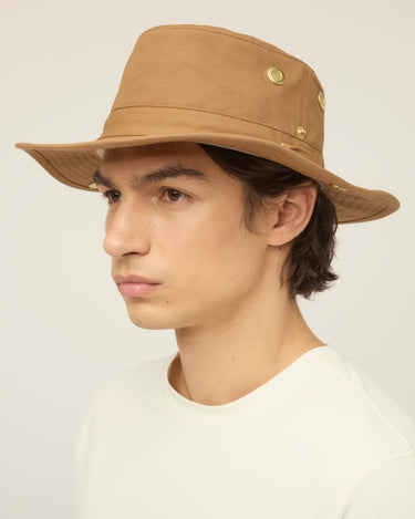 #colour_british-tan