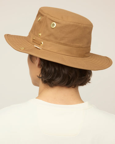#colour_british-tan