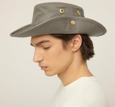 #colour_green-olive