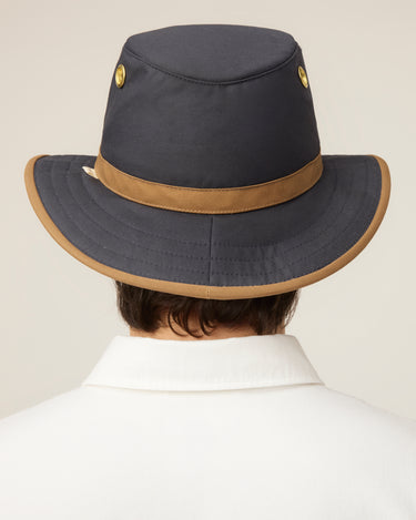 #colour_navy