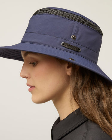 #colour_navy