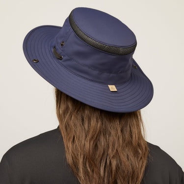 #colour_navy
