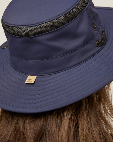 #colour_navy