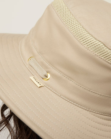 #colour_khaki-olive