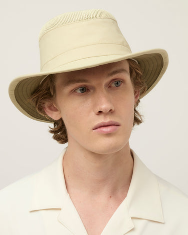 #colour_khaki-olive