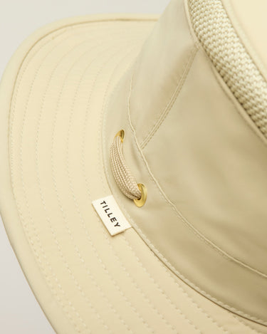 #colour_khaki-olive