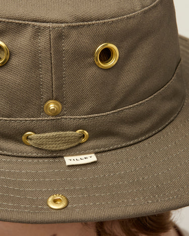 #colour_olive