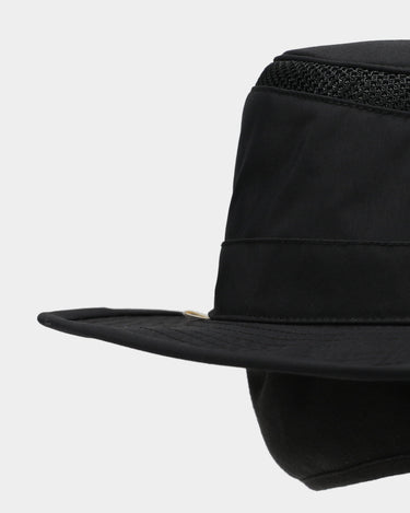 #colour_black