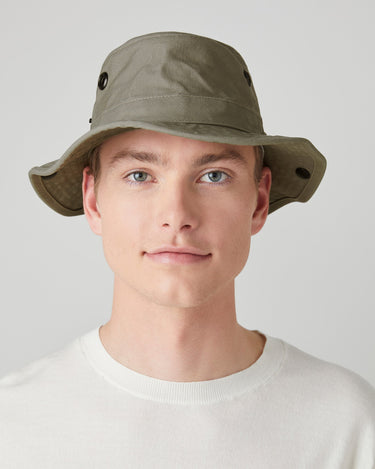 #colour_khaki