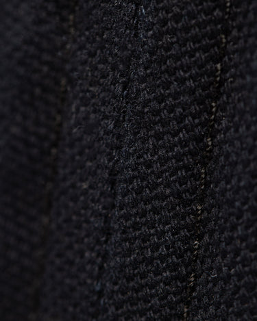#colour_black