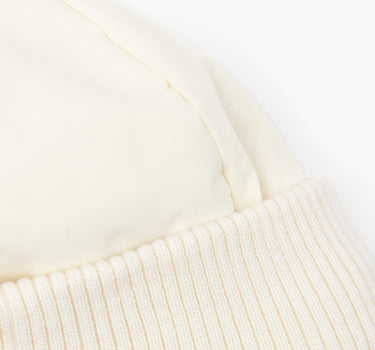#colour_off-white
