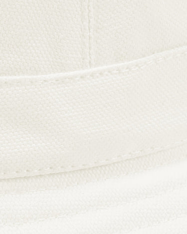 #colour_white