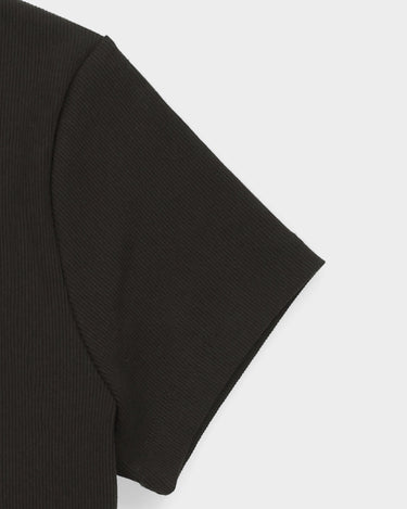 #colour_black