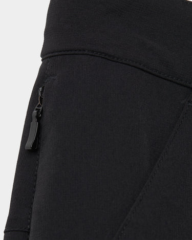 #colour_black