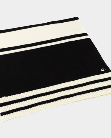 U06AC1013_STRIPESCARF_BLACK-CREAMSTRIPE_2