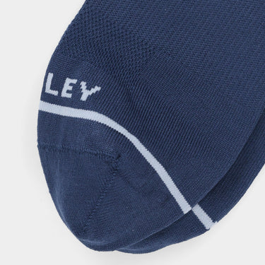 #colour_navy-ice-blue