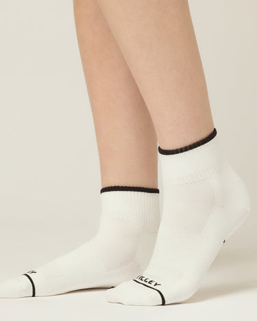 #colour_white-black