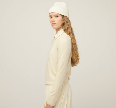 #colour_off-white