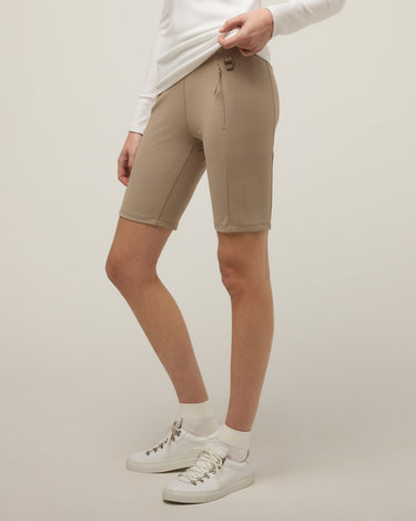 #colour_taupe
