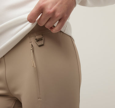 #colour_taupe