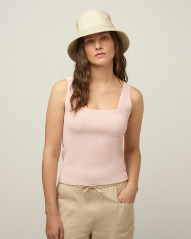#colour_barely-pink