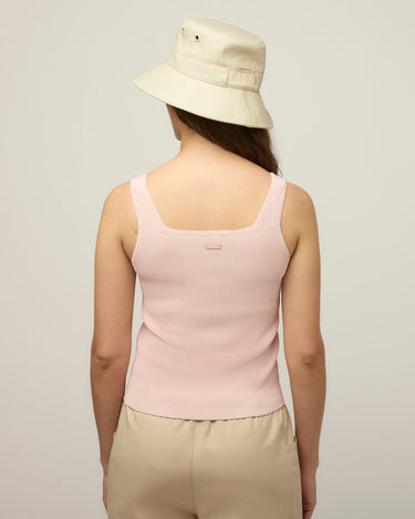 #colour_barely-pink