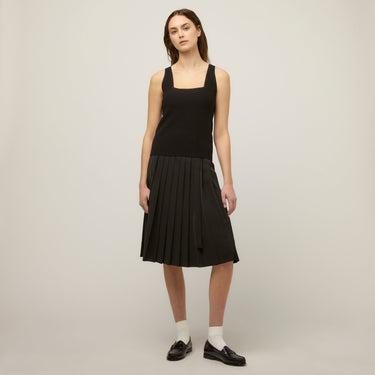 #colour_black