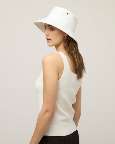 #colour_white