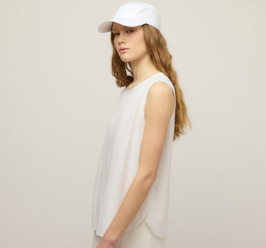 #colour_white