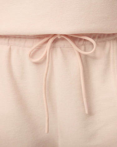 #colour_barely-pink