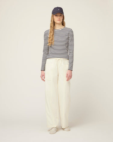#colour_navy-white-stripe
