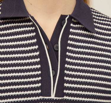 #colour_navy-white-stripe
